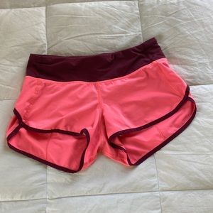 Lululemon speed up shorts pink